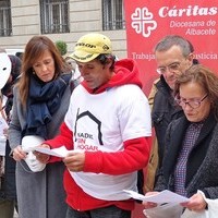 Cáritas Diocesana de Albacete reclama dignidad y derechos para las personas que viven en la calle 