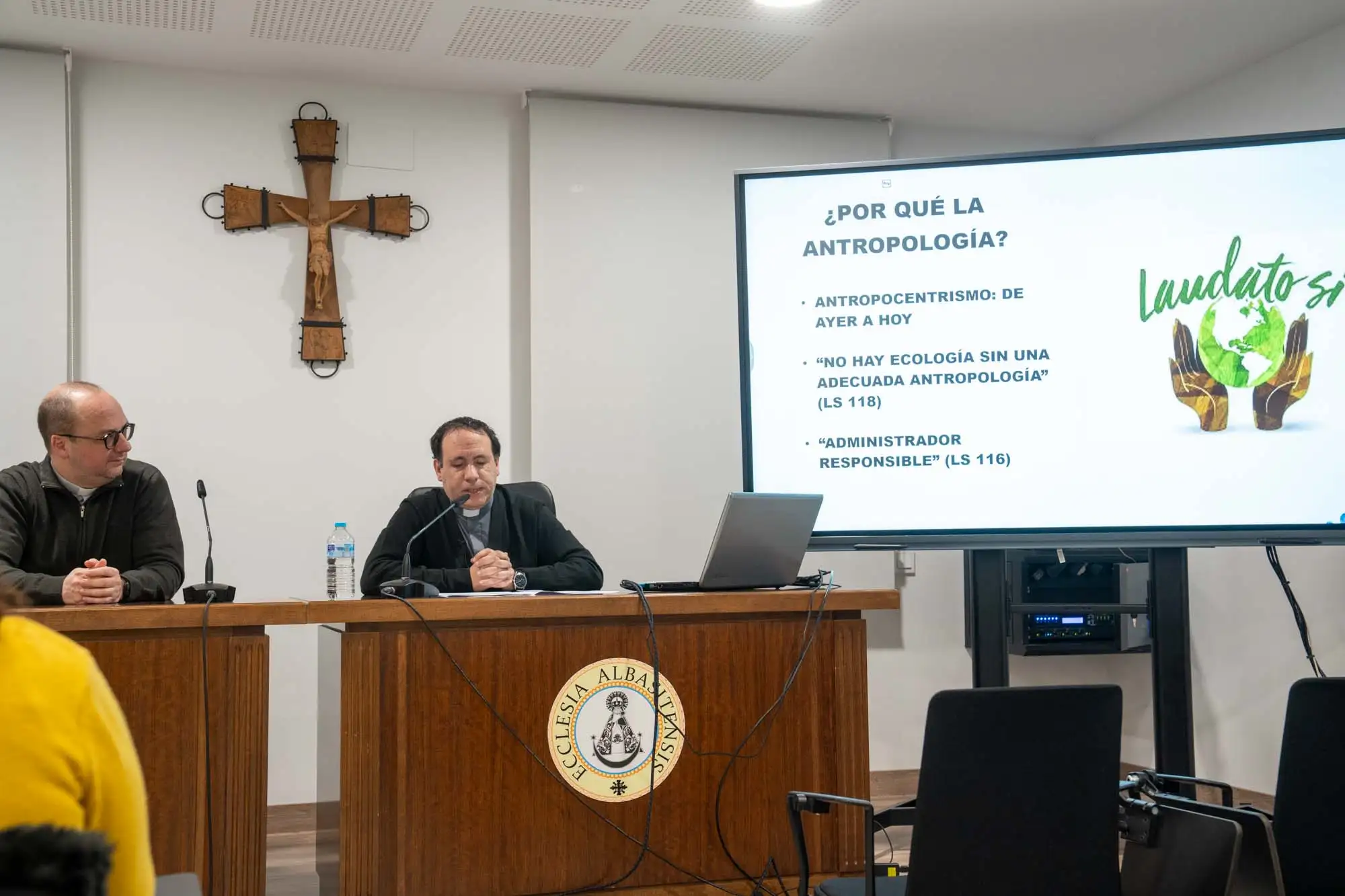 14 Santos Patronos 2026