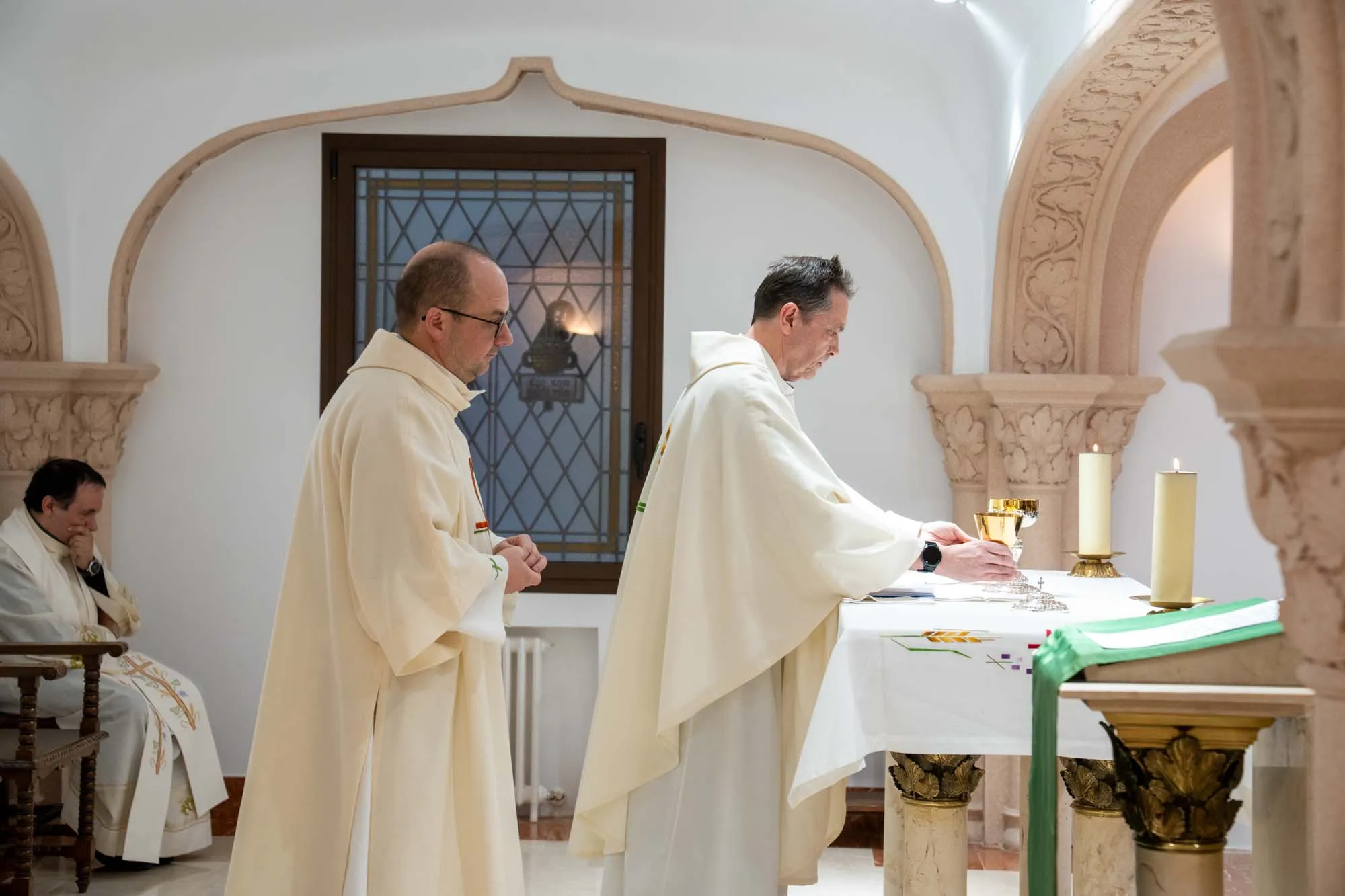 8 Santos Patronos 2026